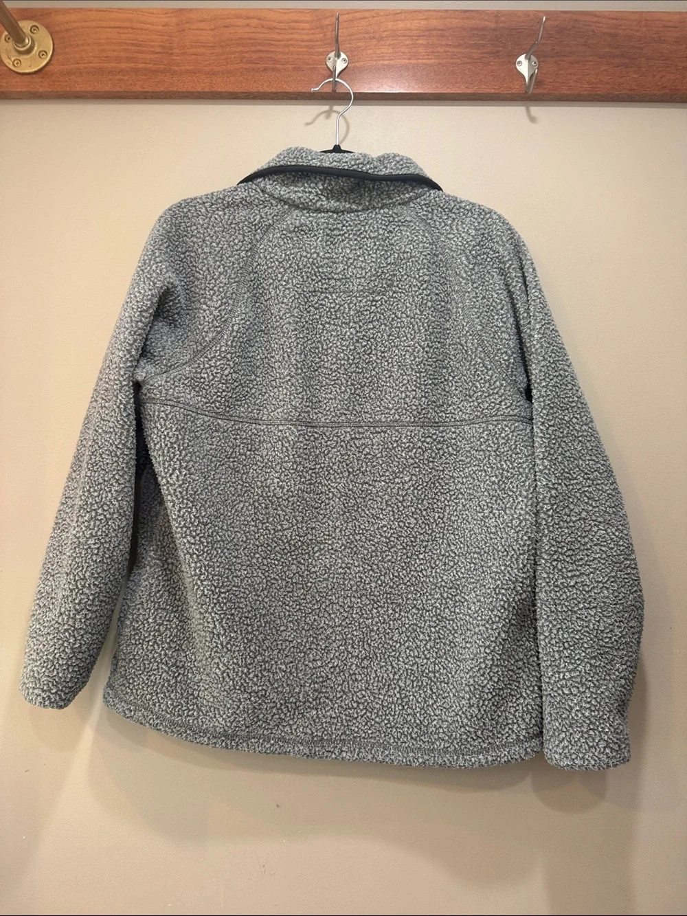 Carhartt Women’s Gray Sherpa Pullover Fleece Sweater